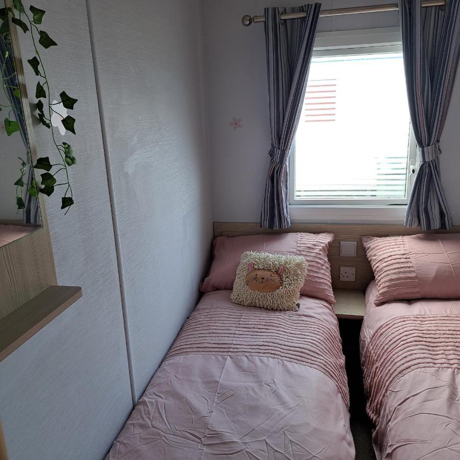 Cj & Daisies Holiday Home Prestatyn Exteriér fotografie